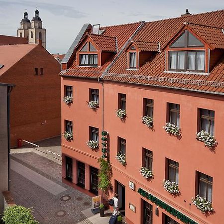 Hotel-Pension Am Schwanenteich Wittenberg Exterior foto